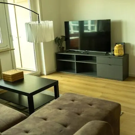 Gemuetliche 2-zw-wohnung In Apartman *