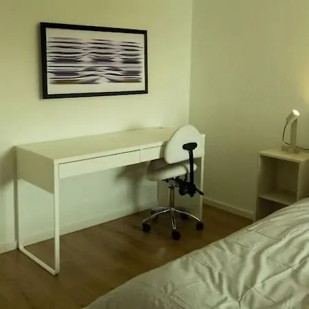 Apartman Gemuetliche 2-zw-wohnung In *